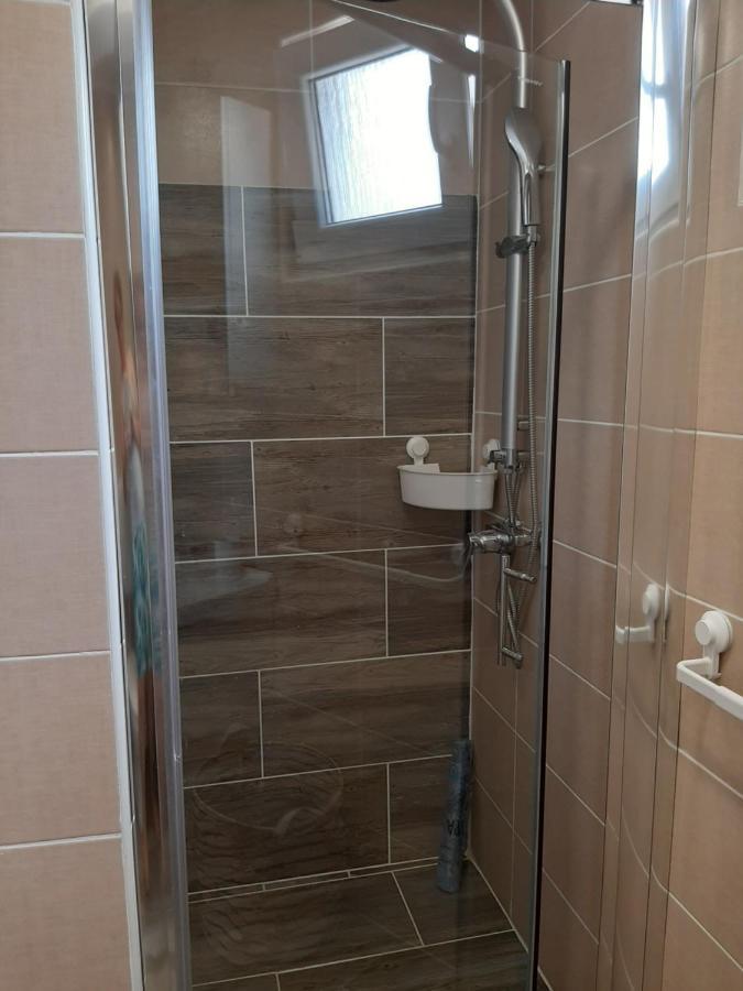 4 Apartment
